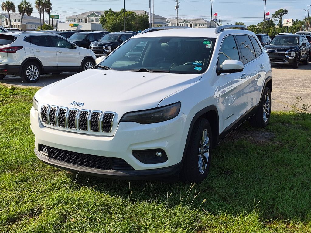 2019 Jeep Cherokee Latitude Plus's photo