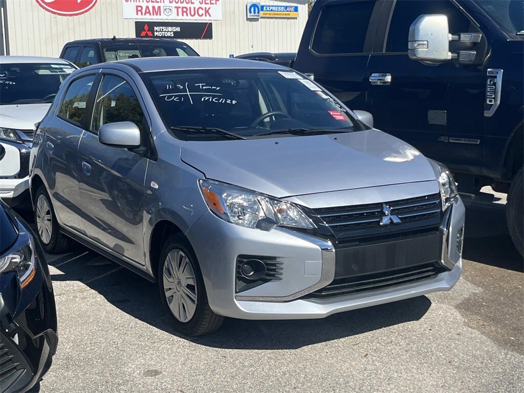 2024 Mitsubishi Mirage ES photo 3