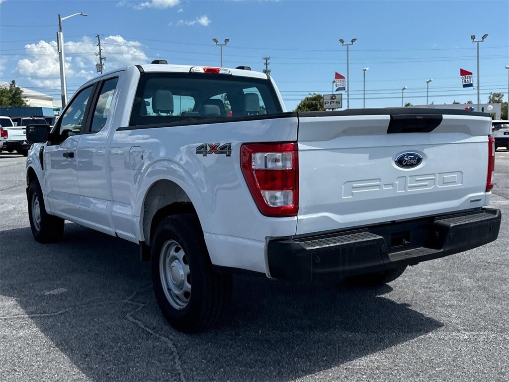2022 Ford F-150 XL photo 3