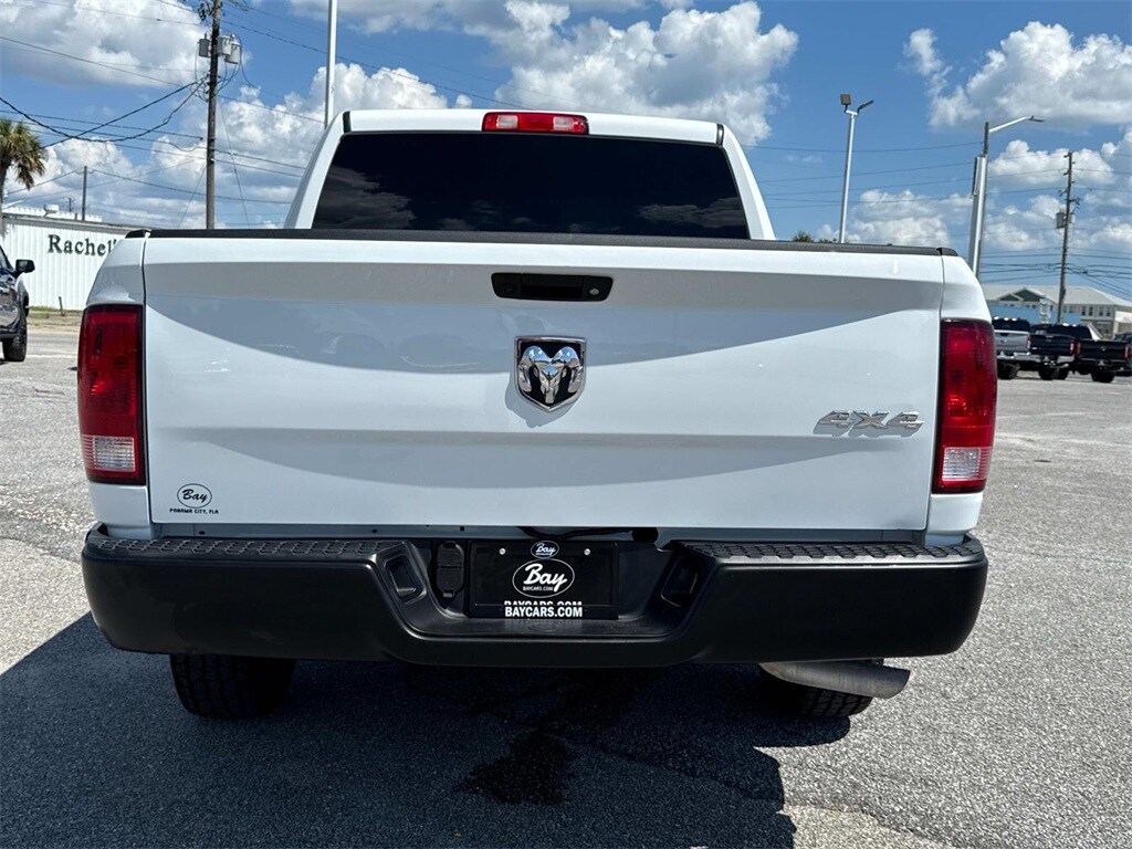 2022 Ram 1500 Classic Tradesman photo 4