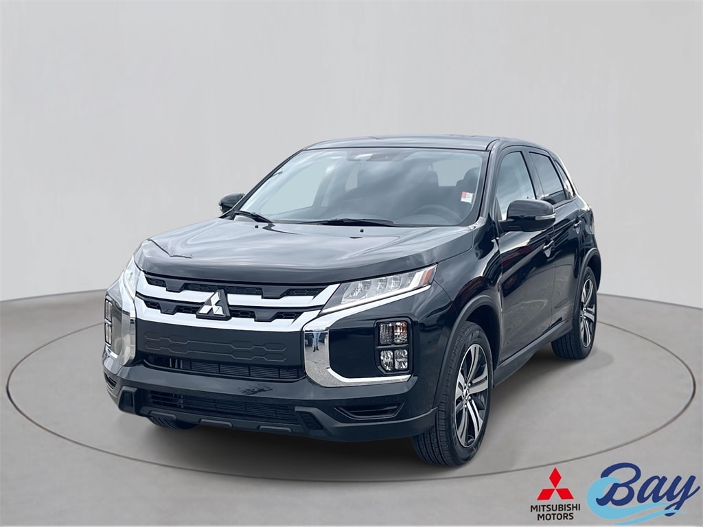 2026 Mitsubishi Outlander Sport SE's photo