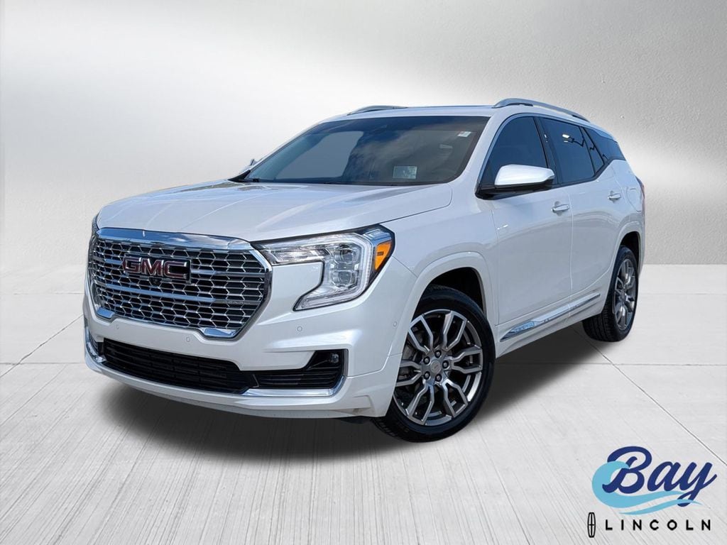 2023 GMC Terrain Denali AWD's photo