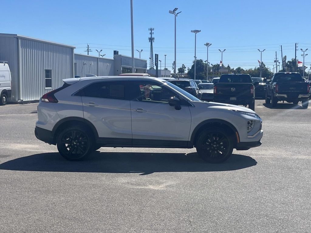 2026 Mitsubishi Eclipse Cross LE - Photo 6