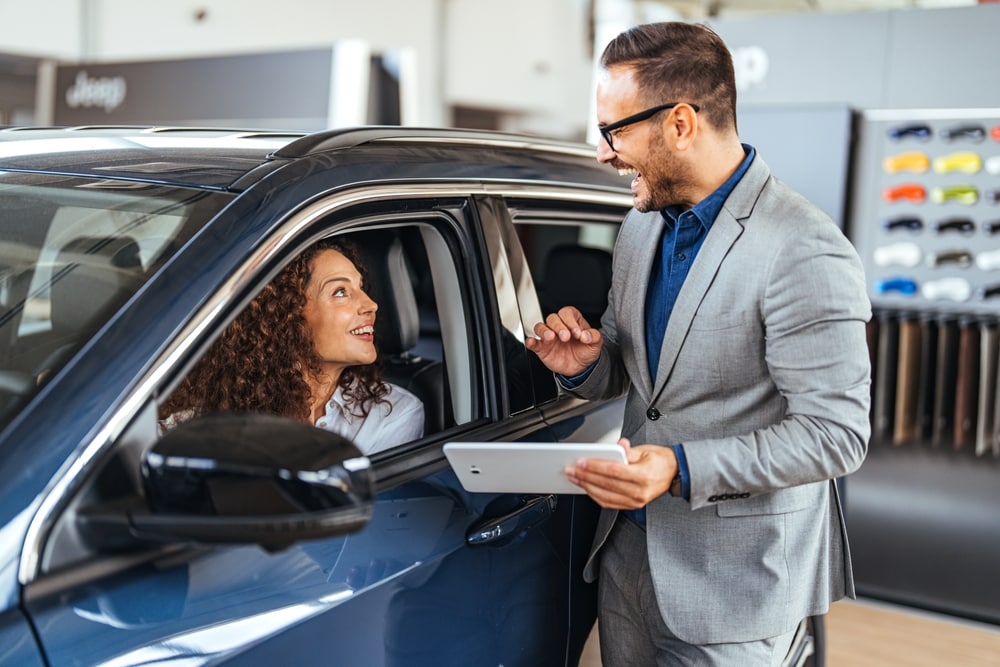 Should_You_Buy_or_Lease_a_Mitsubishi__.jpg