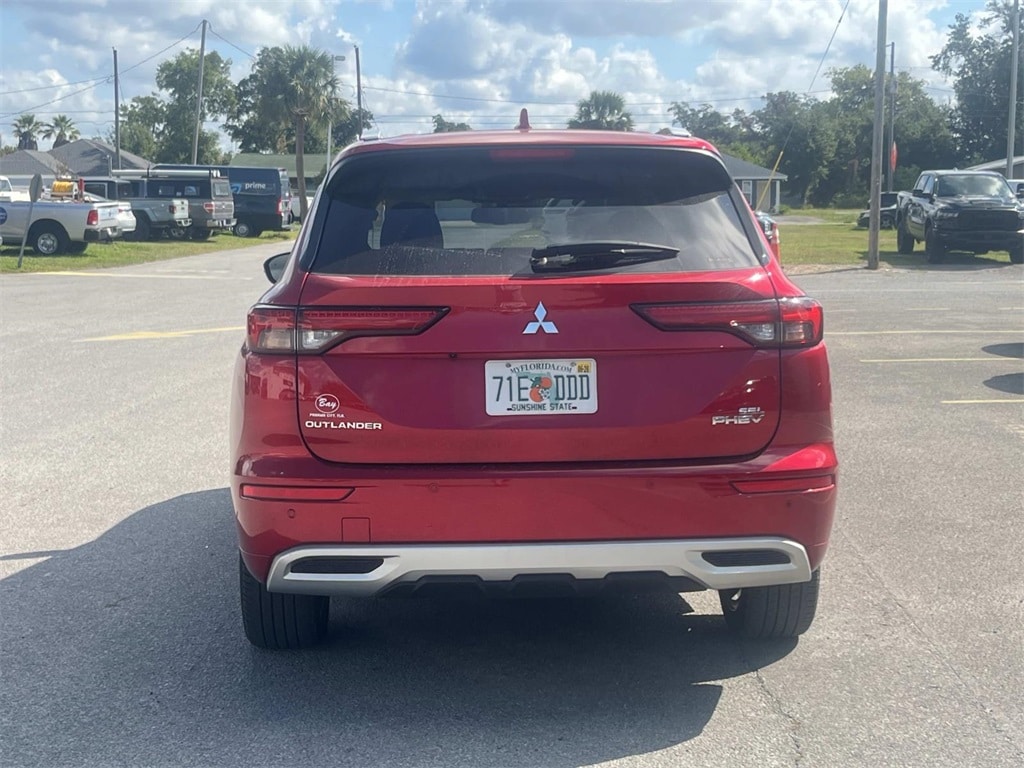 Used 2023 Mitsubishi Outlander Plug-In Hybrid SUV