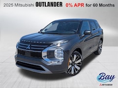 2025 Mitsubishi Outlander SE SUV