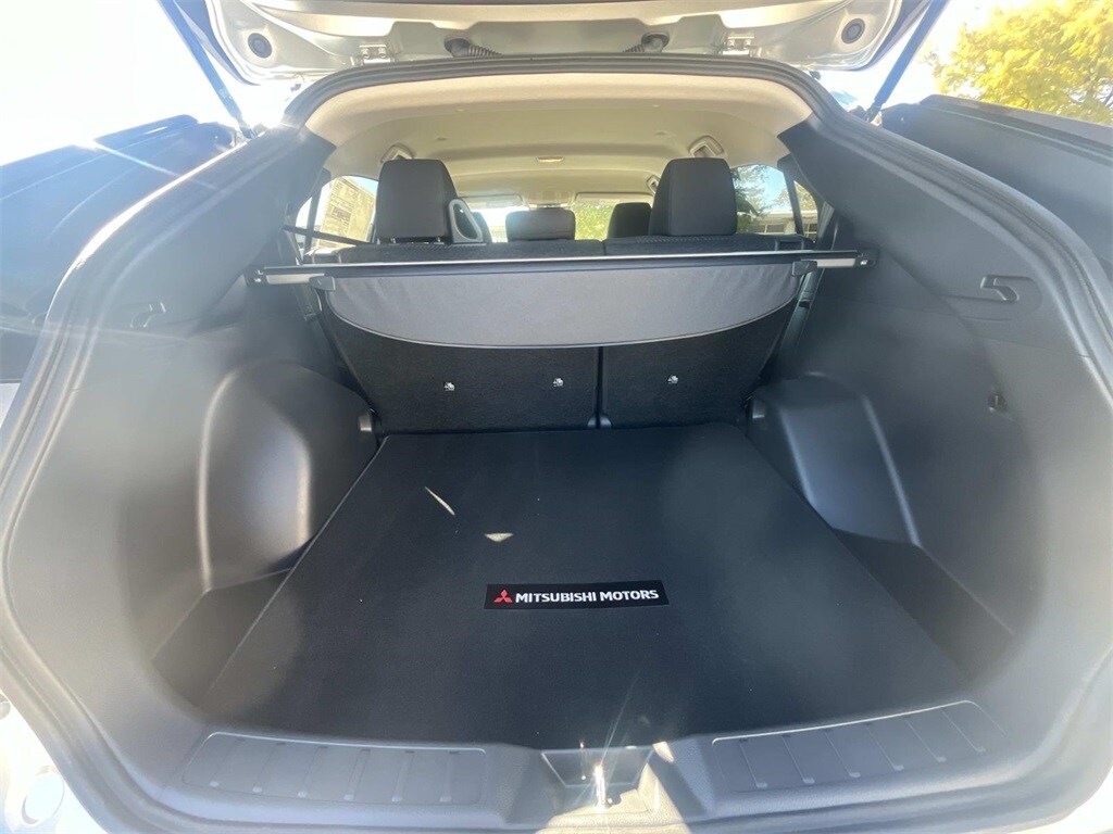 2026 Mitsubishi Eclipse Cross LE - Photo 15