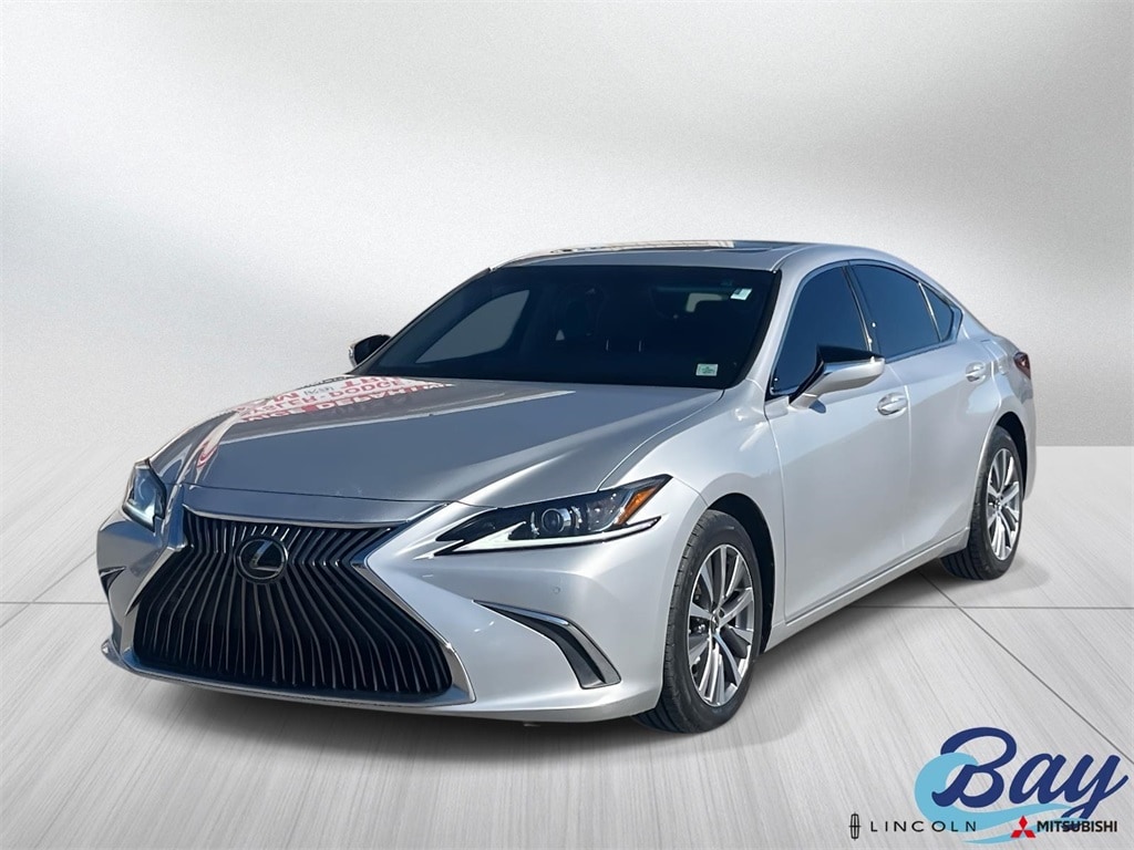 2021 Lexus ES 350's photo