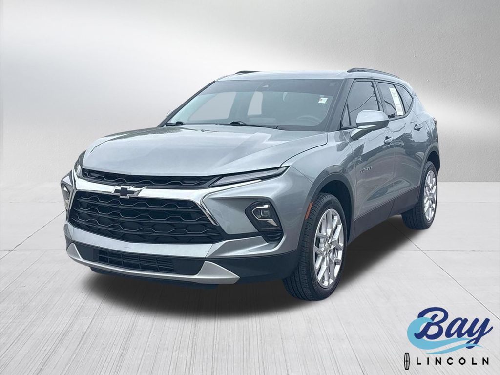 2023 Chevrolet Blazer 2.0T 2LT FWD's photo