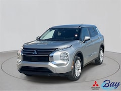 2025 Mitsubishi Outlander ES SUV