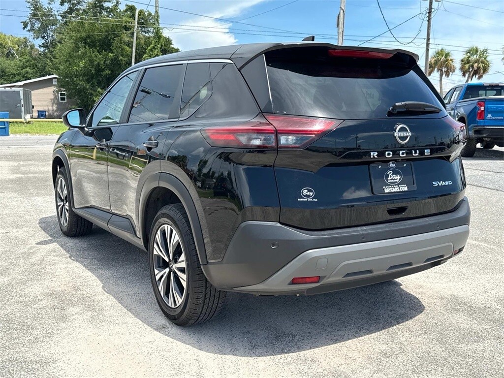 2023 Nissan Rogue SV photo 3