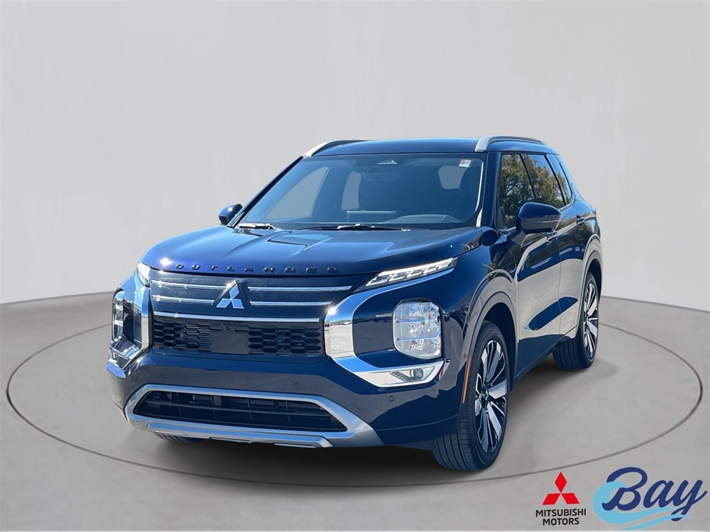 2026 Mitsubishi Outlander SEL FWD's photo