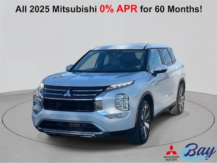 2025 Mitsubishi Outlander SE SUV