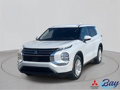 2025 Mitsubishi Outlander ES SUV