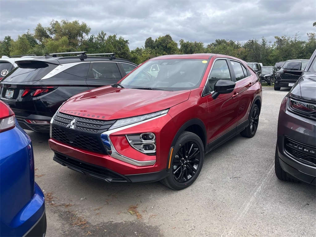 2026 Mitsubishi Eclipse Cross LE's photo