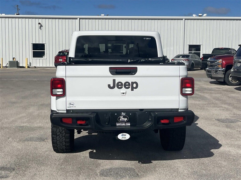 2022 Jeep Gladiator Rubicon photo 3