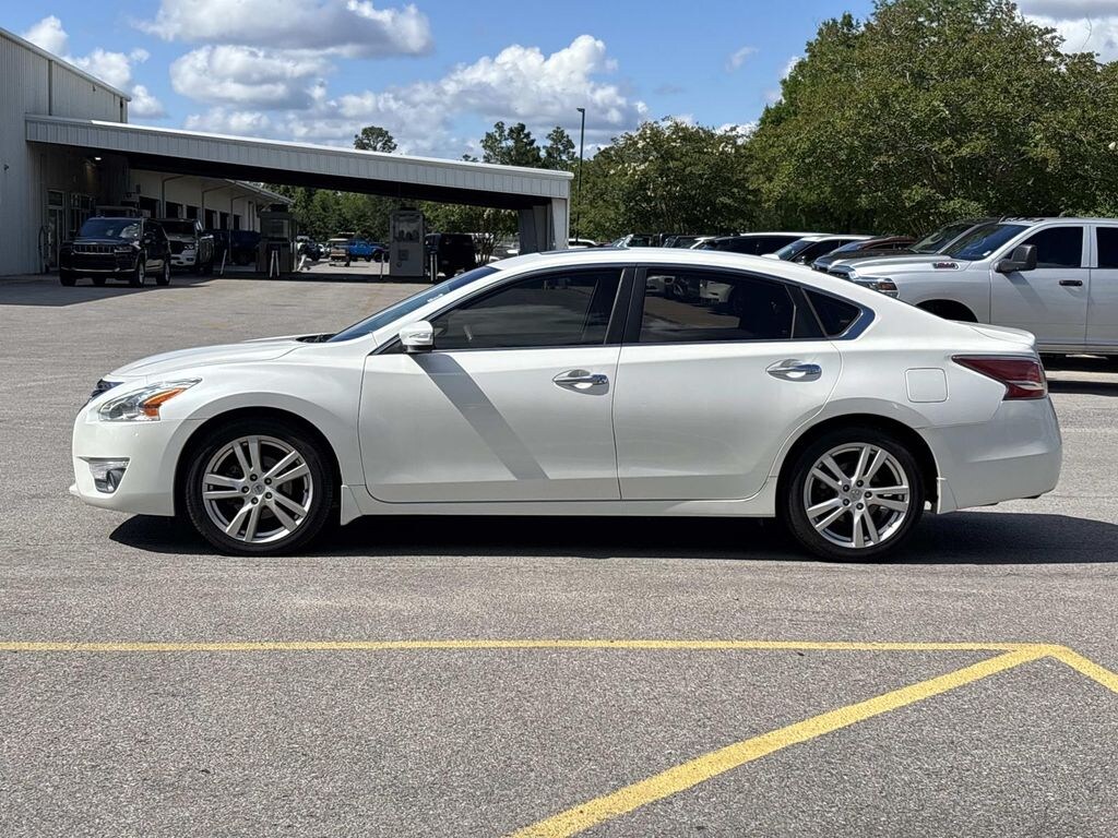 Used 2015 Nissan Altima 3.5 SL Sedan