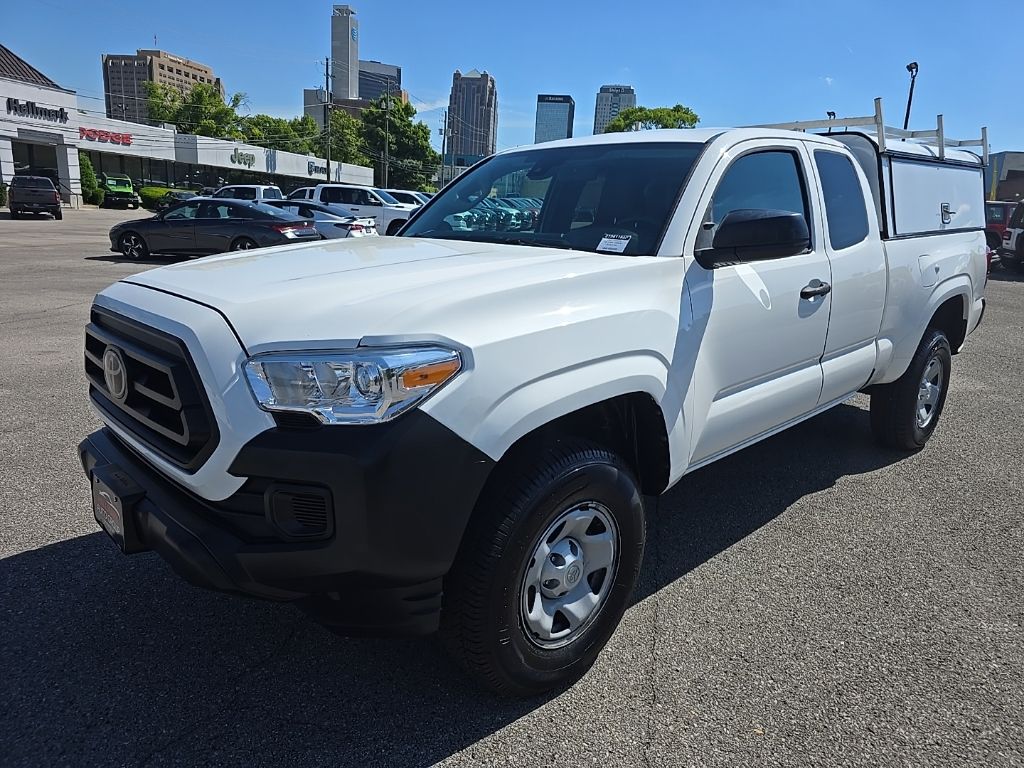 2022 Toyota Tacoma SR - Photo 7