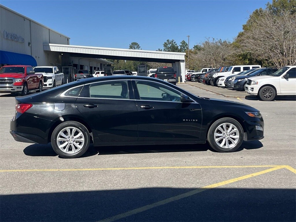 2023 Chevrolet Malibu 1LT photo 4