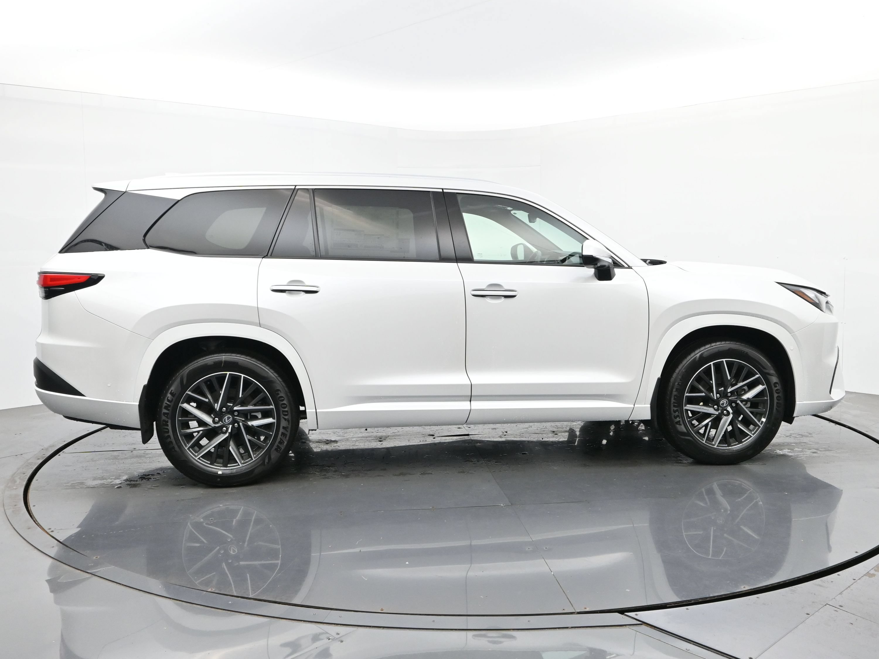 2026 Lexus TX 6