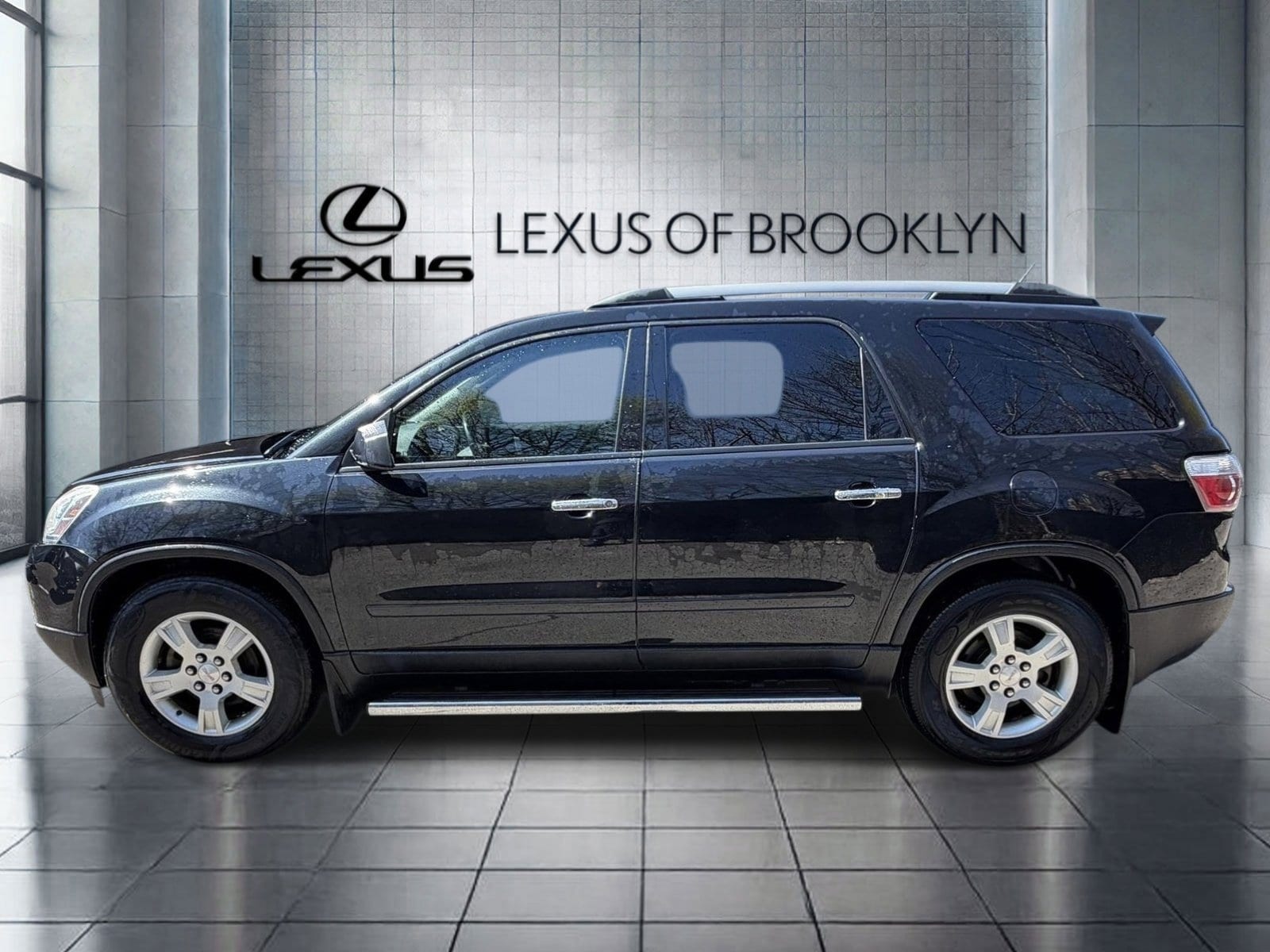 Used 2012 GMC Acadia SLE with VIN 1GKKVPED9CJ403122 for sale in Brooklyn, NY