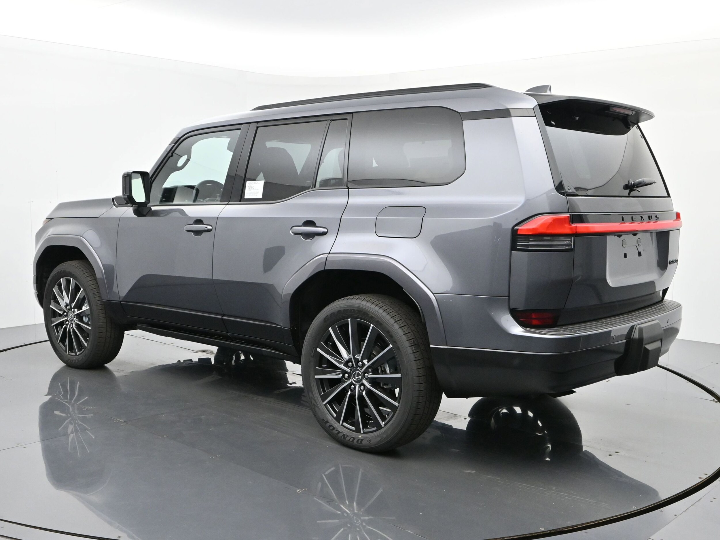 2025 Lexus GX photo 3