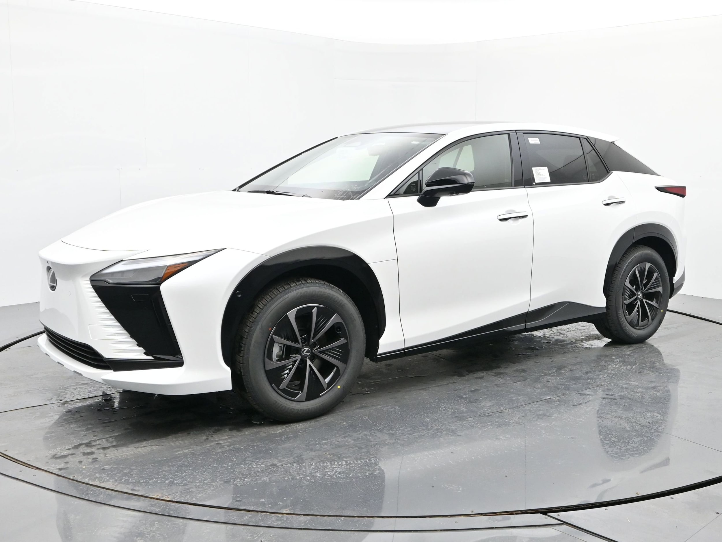 2026 Lexus RZ Premium's photo