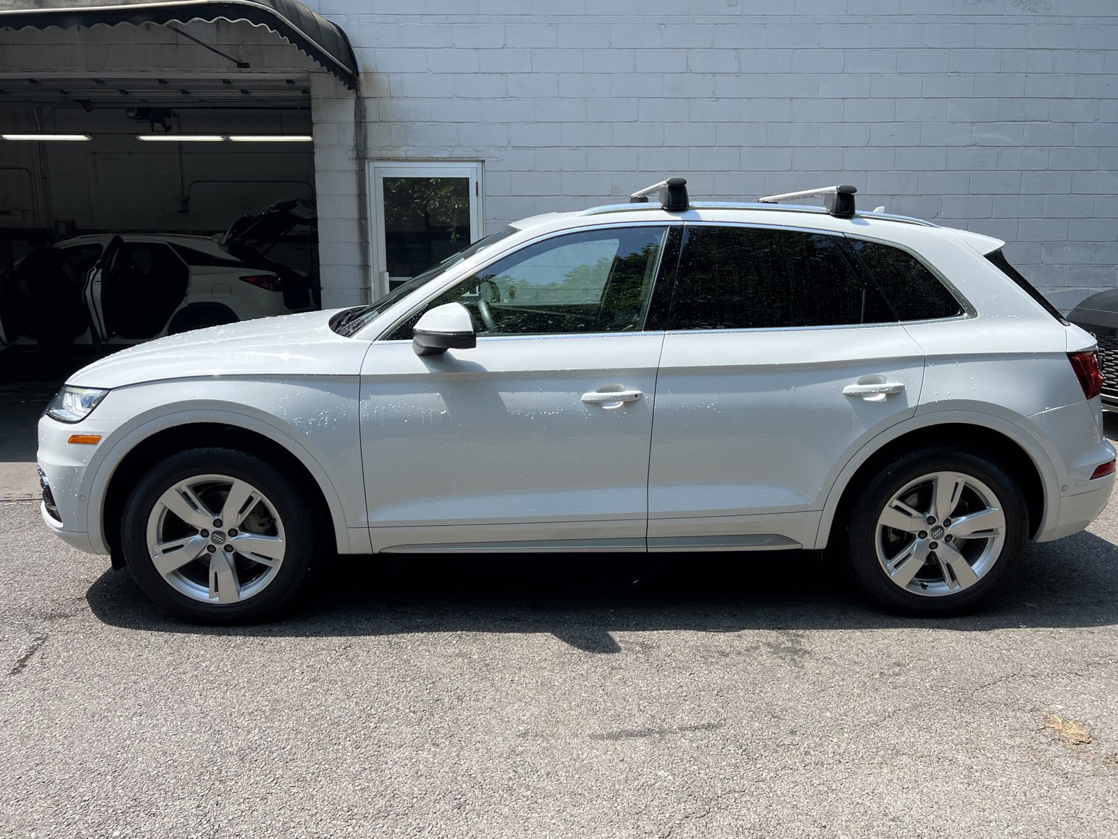 Used 2019 Audi Q5 Prestige with VIN WA1CNAFYXK2048141 for sale in Brooklyn, NY