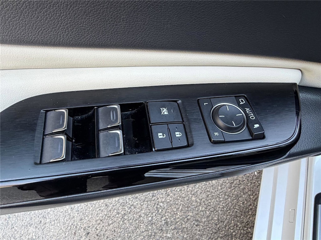 Used 2023 Lexus ES 250 Sedan