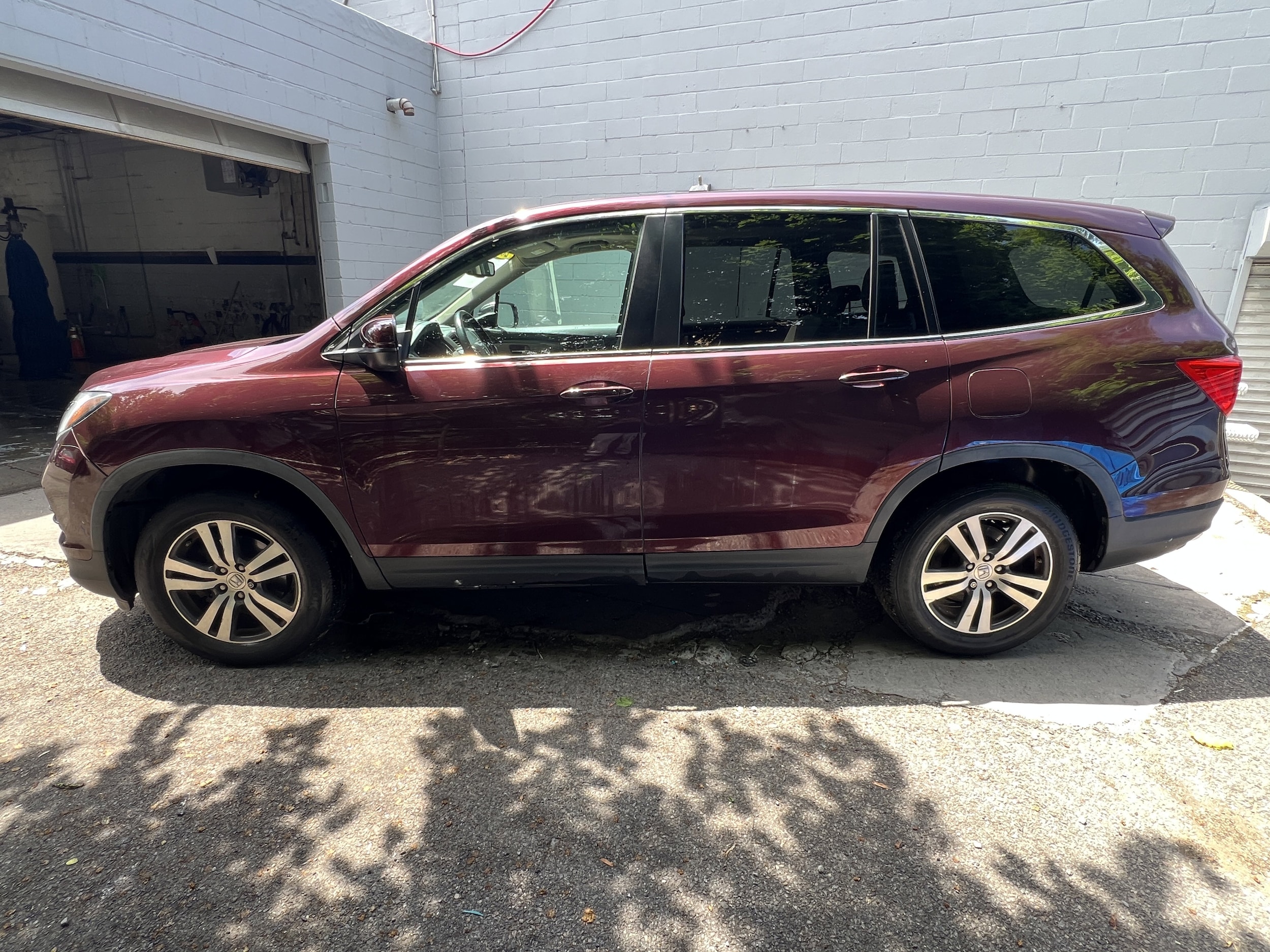 Used 2017 Honda Pilot EX-L with VIN 5FNYF6H53HB065409 for sale in Brooklyn, NY