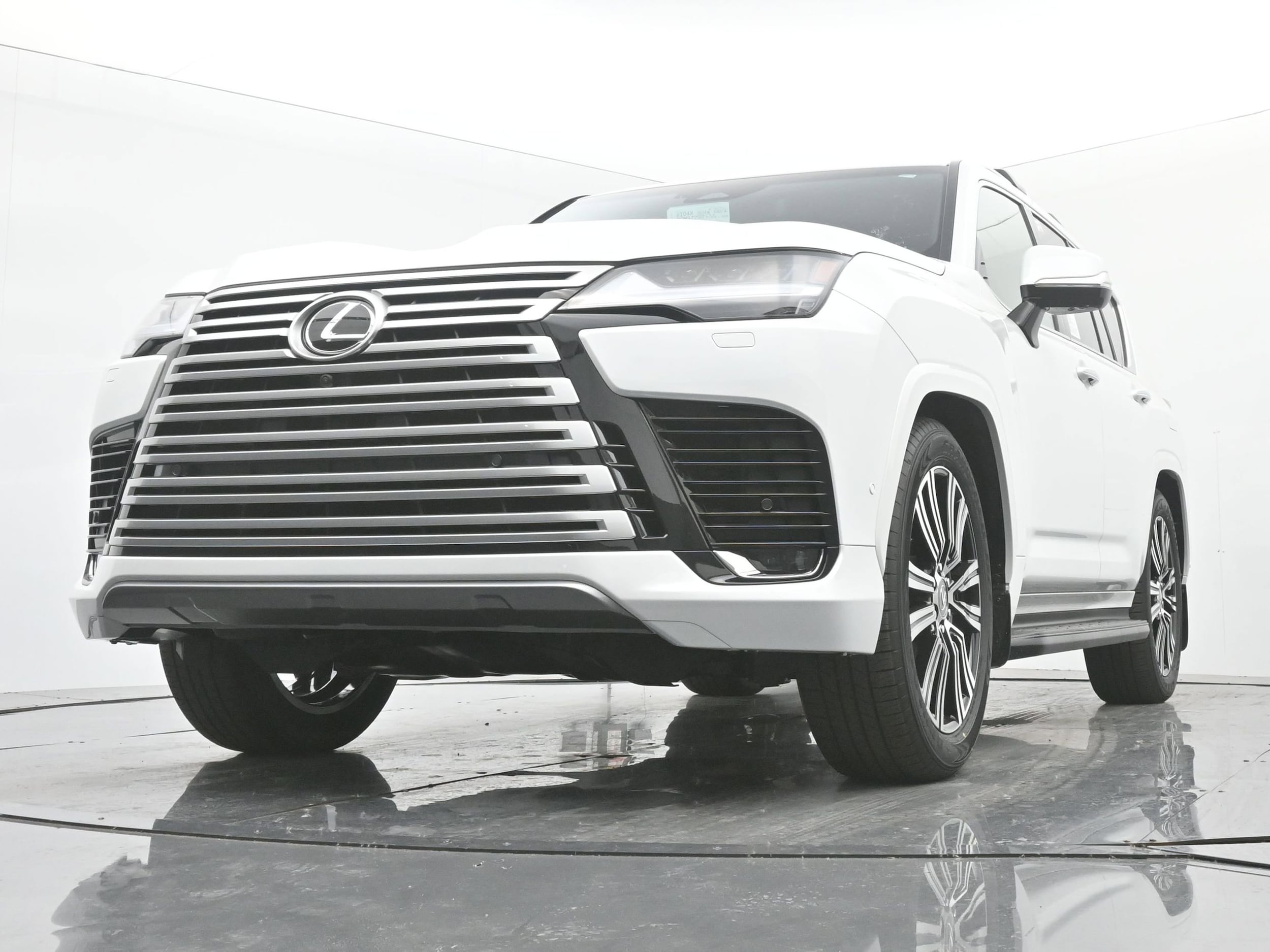 2026 Lexus LX 700h Luxury - Photo 15