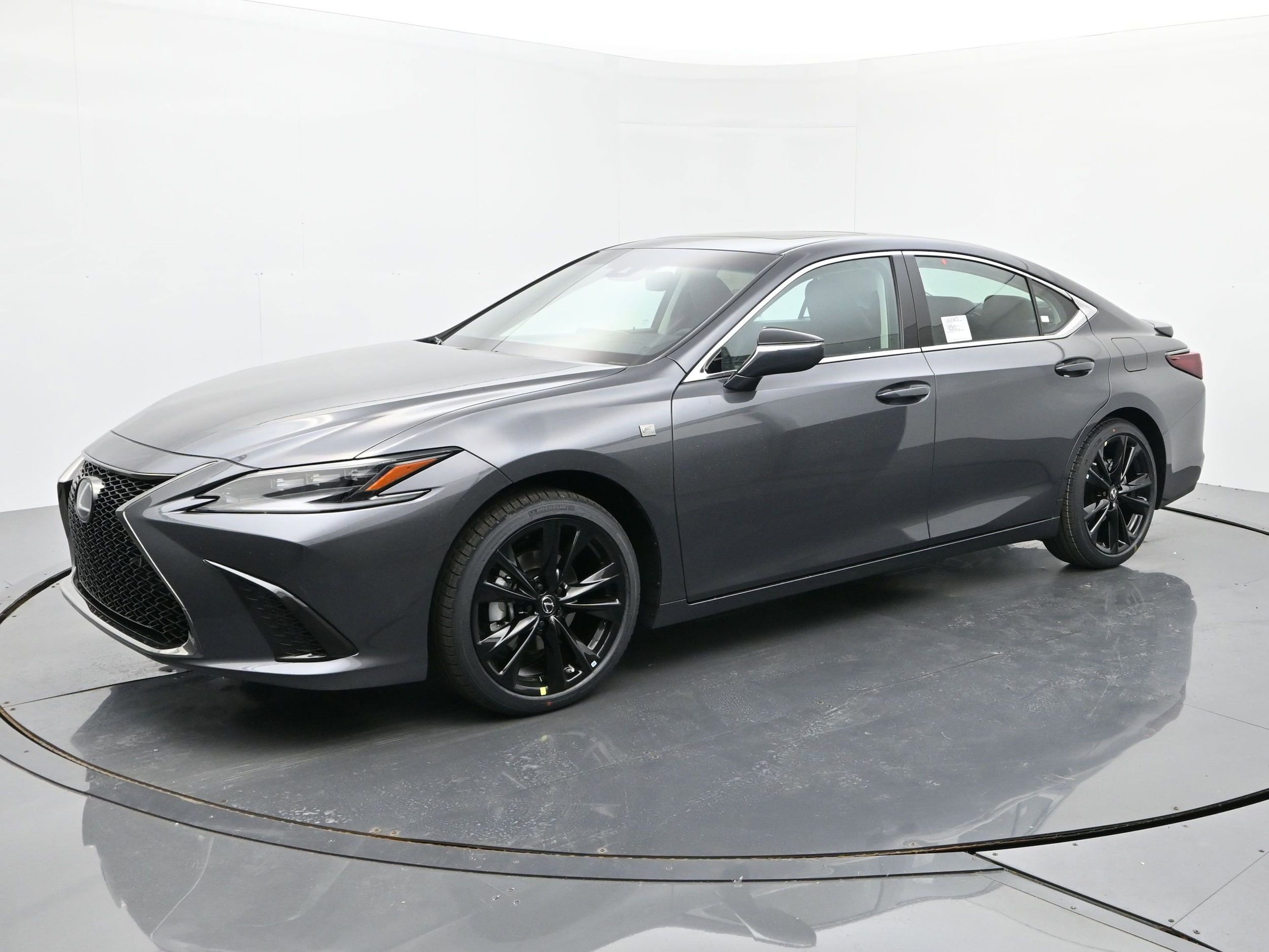 2025 Lexus ES 350's photo