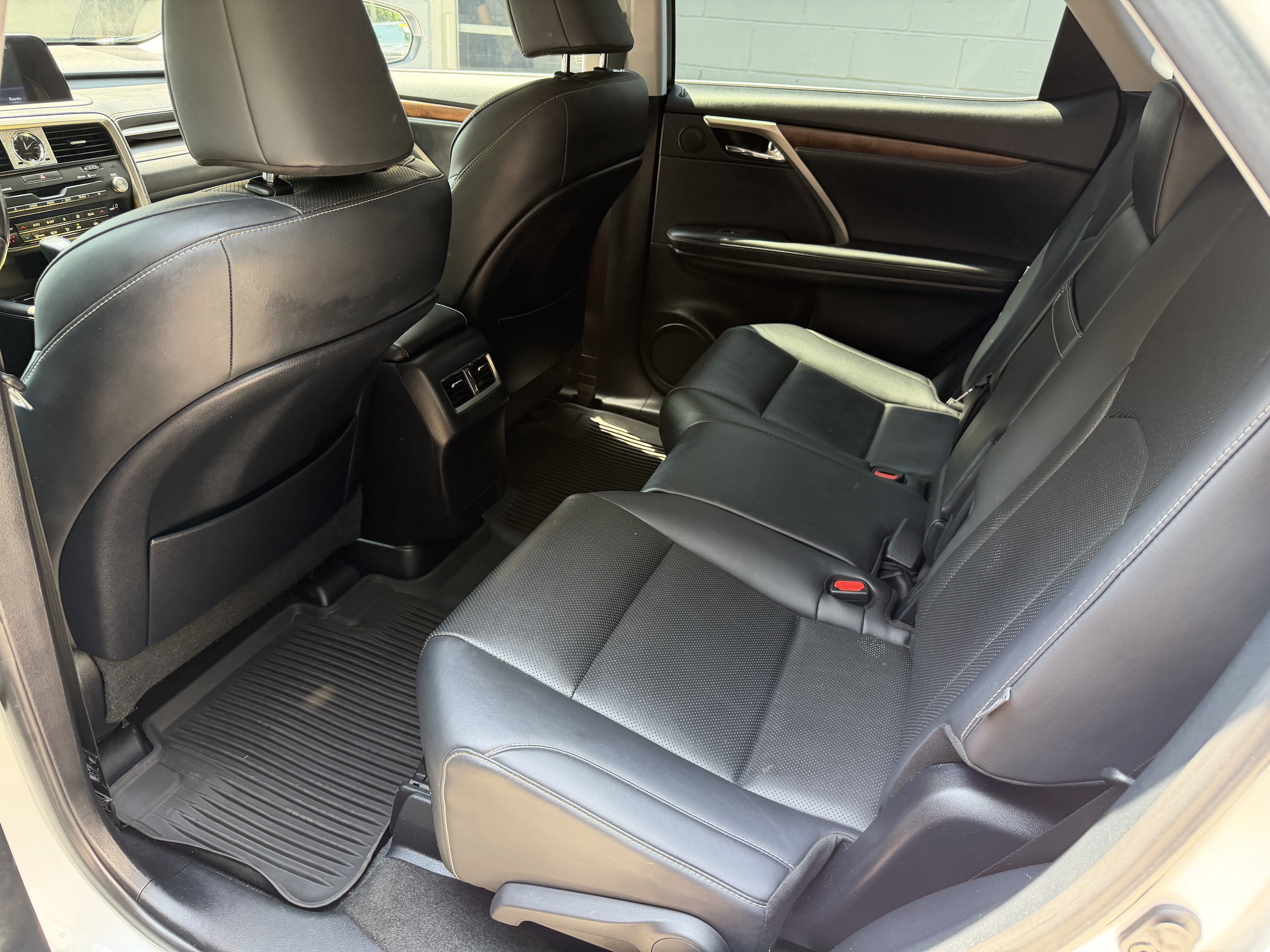 2021 Lexus RX 350 - Photo 21