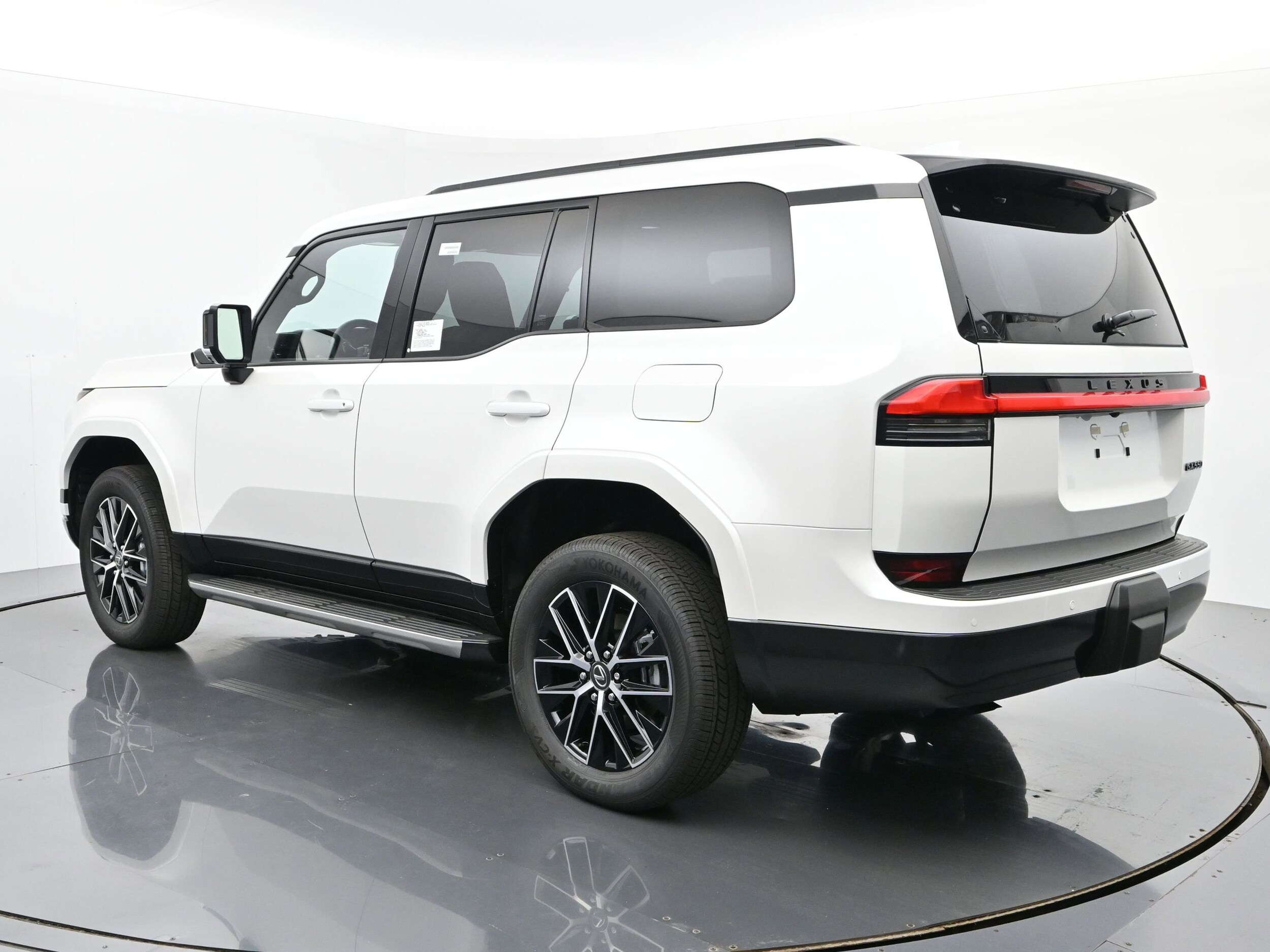 2025 Lexus GX 550 Premium photo 3