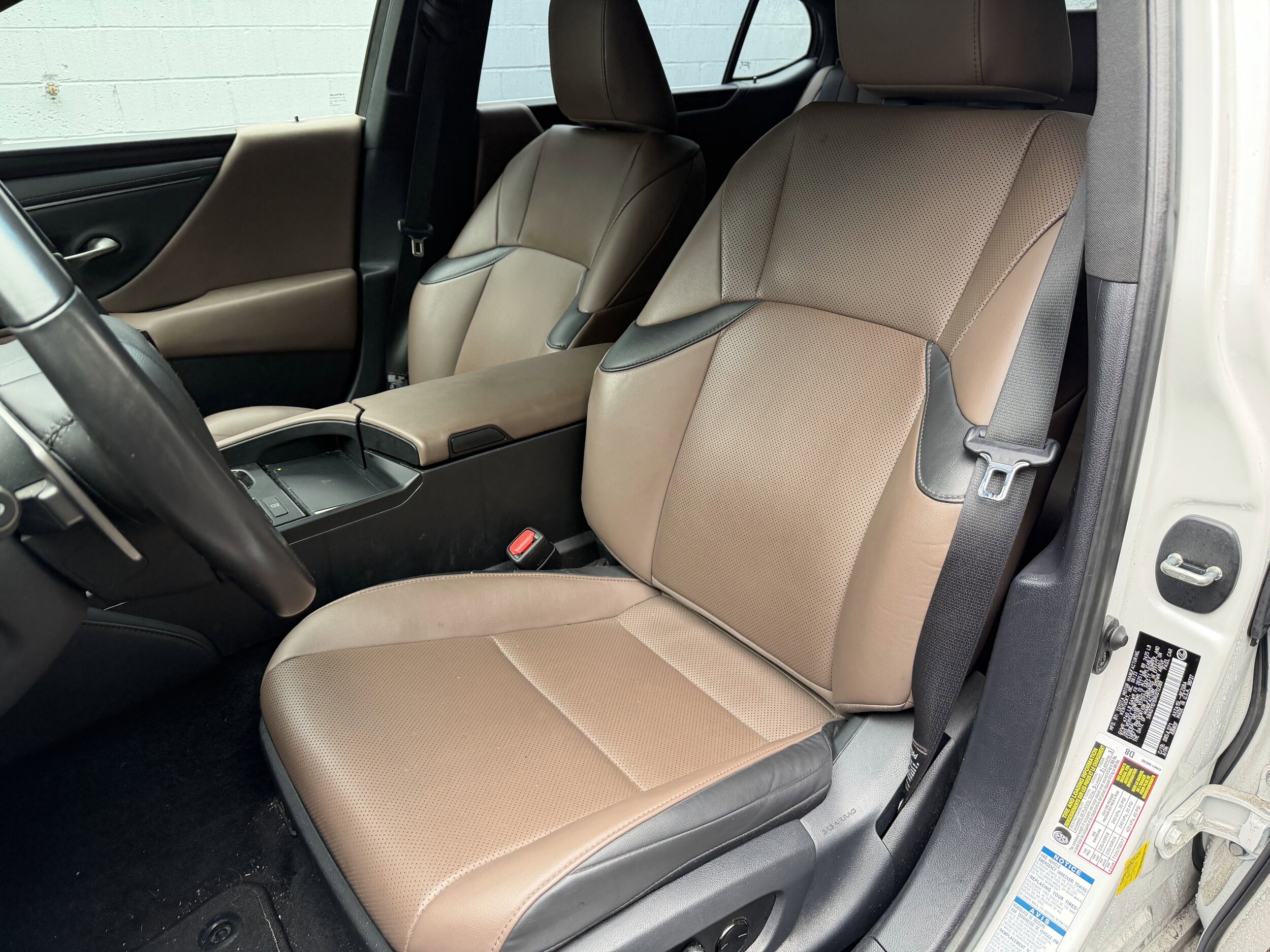 2024 Lexus ES 250 Premium photo 4