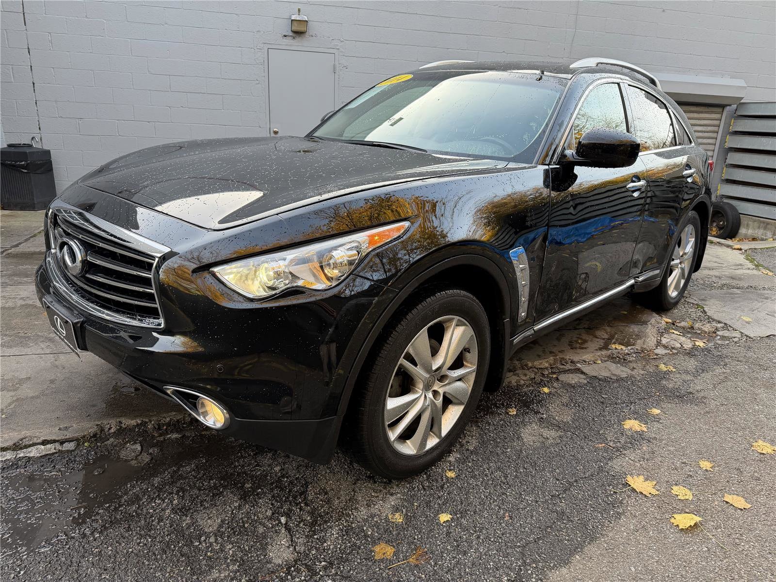 2014 INFINITI QX70 Base's photo