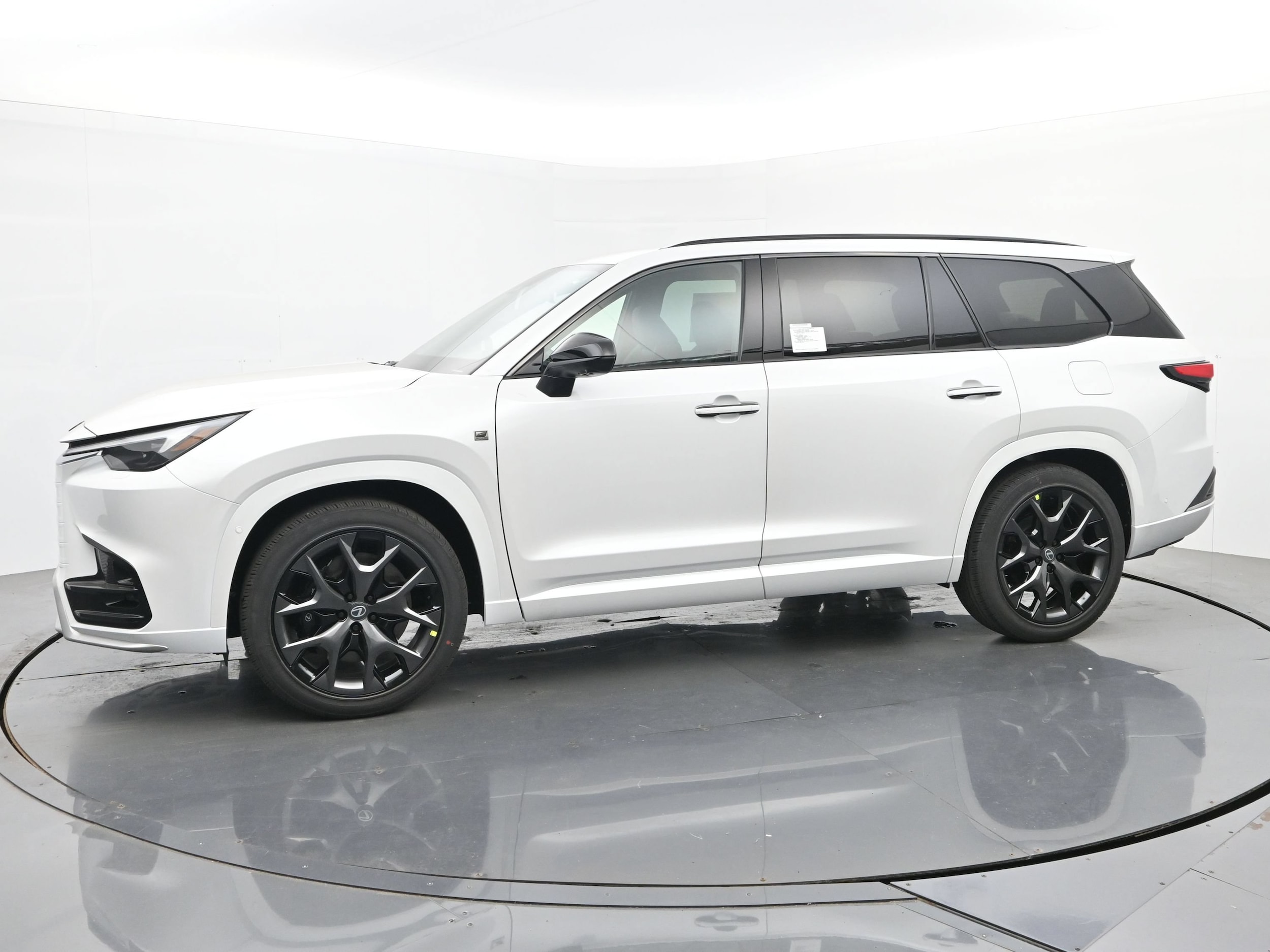 2026 Lexus TX 2