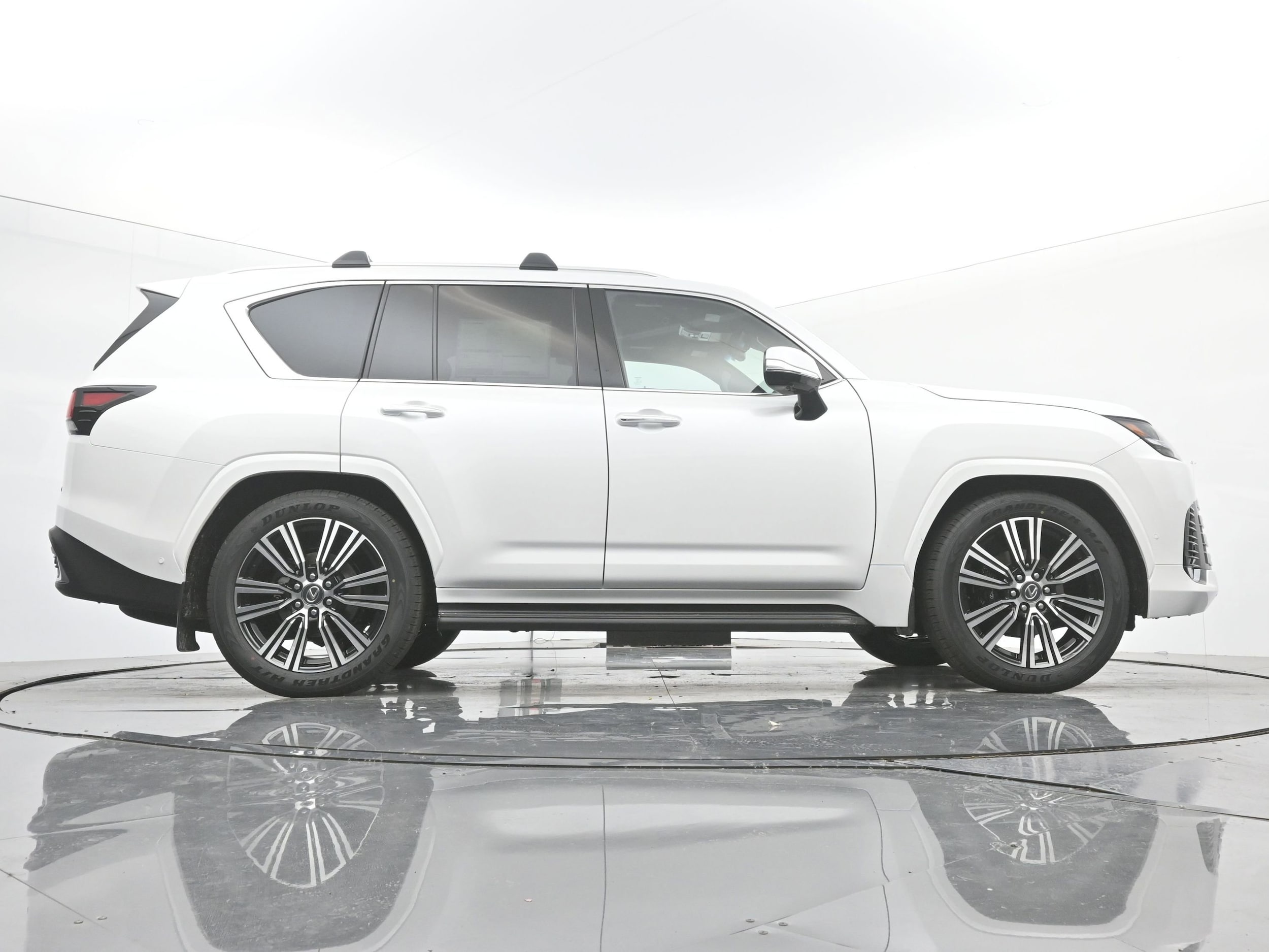 2026 Lexus LX 700h Luxury - Photo 20