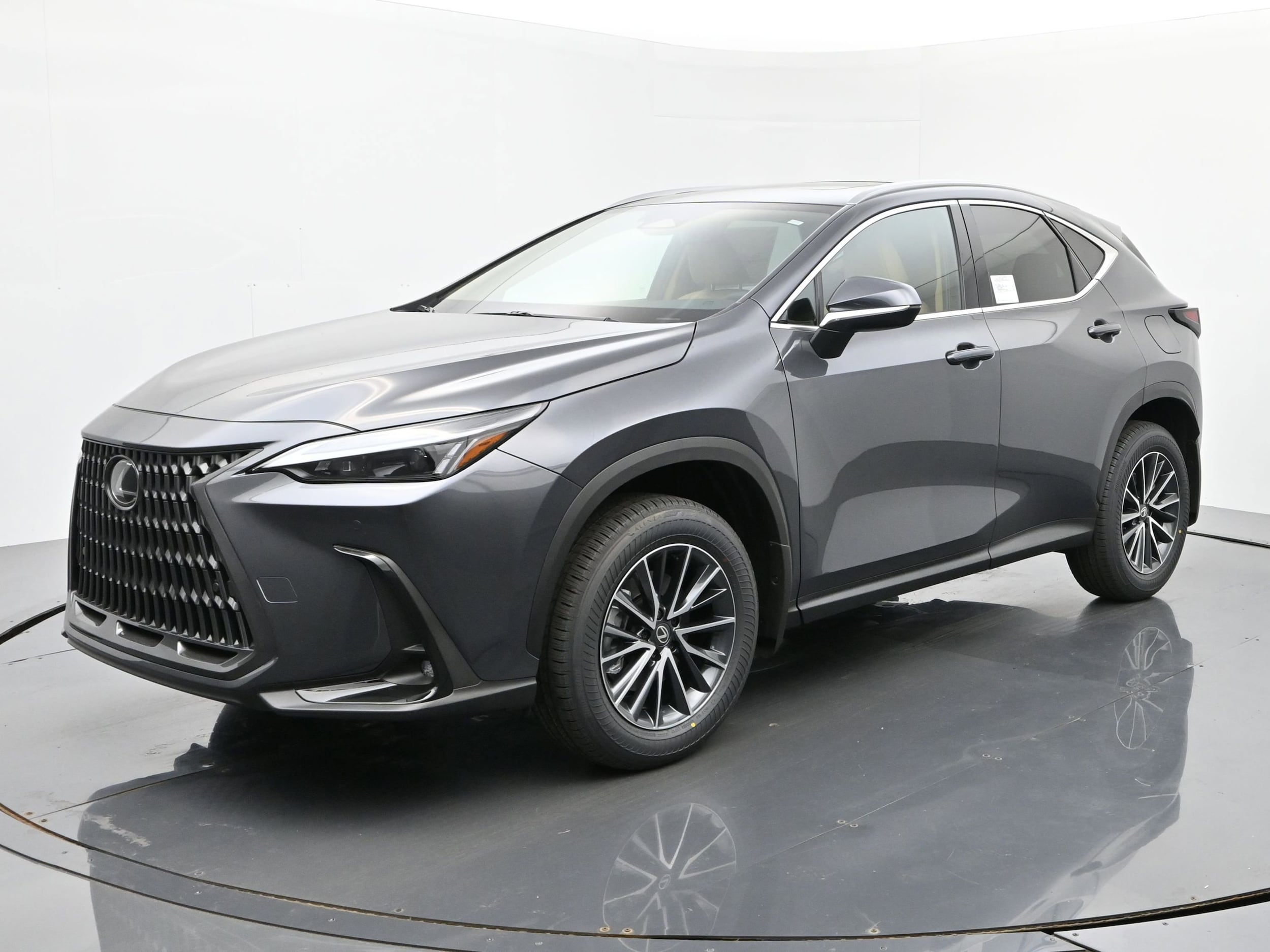 2026 Lexus NX 350's photo