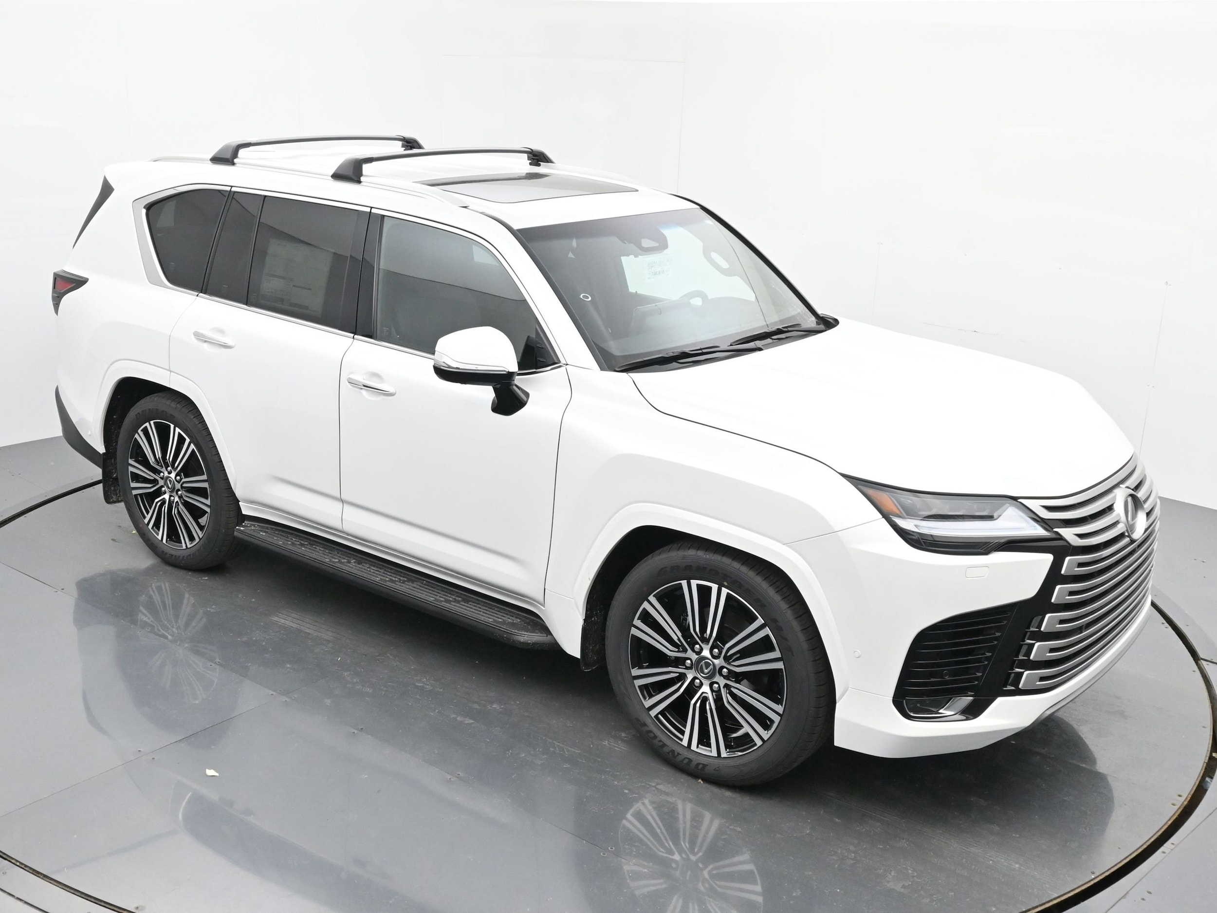 2026 Lexus LX 700h Luxury - Photo 29