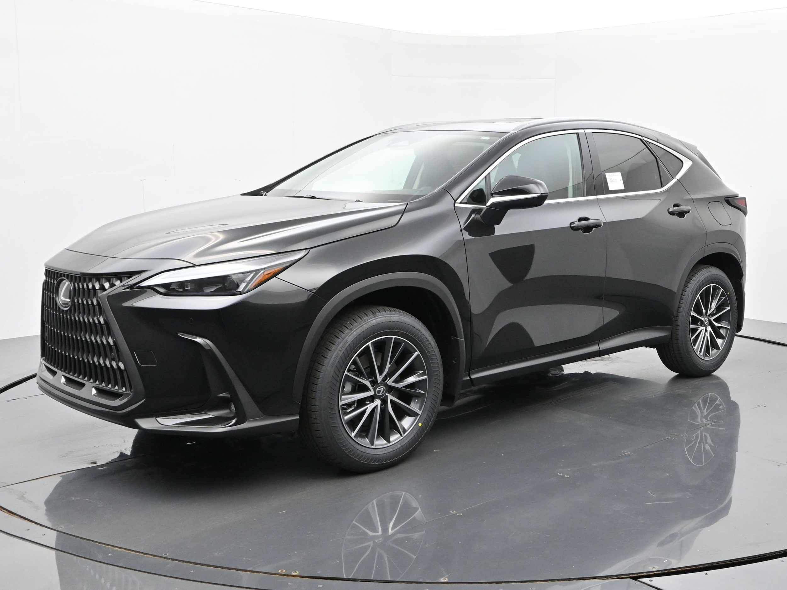 2026 Lexus NX 350's photo