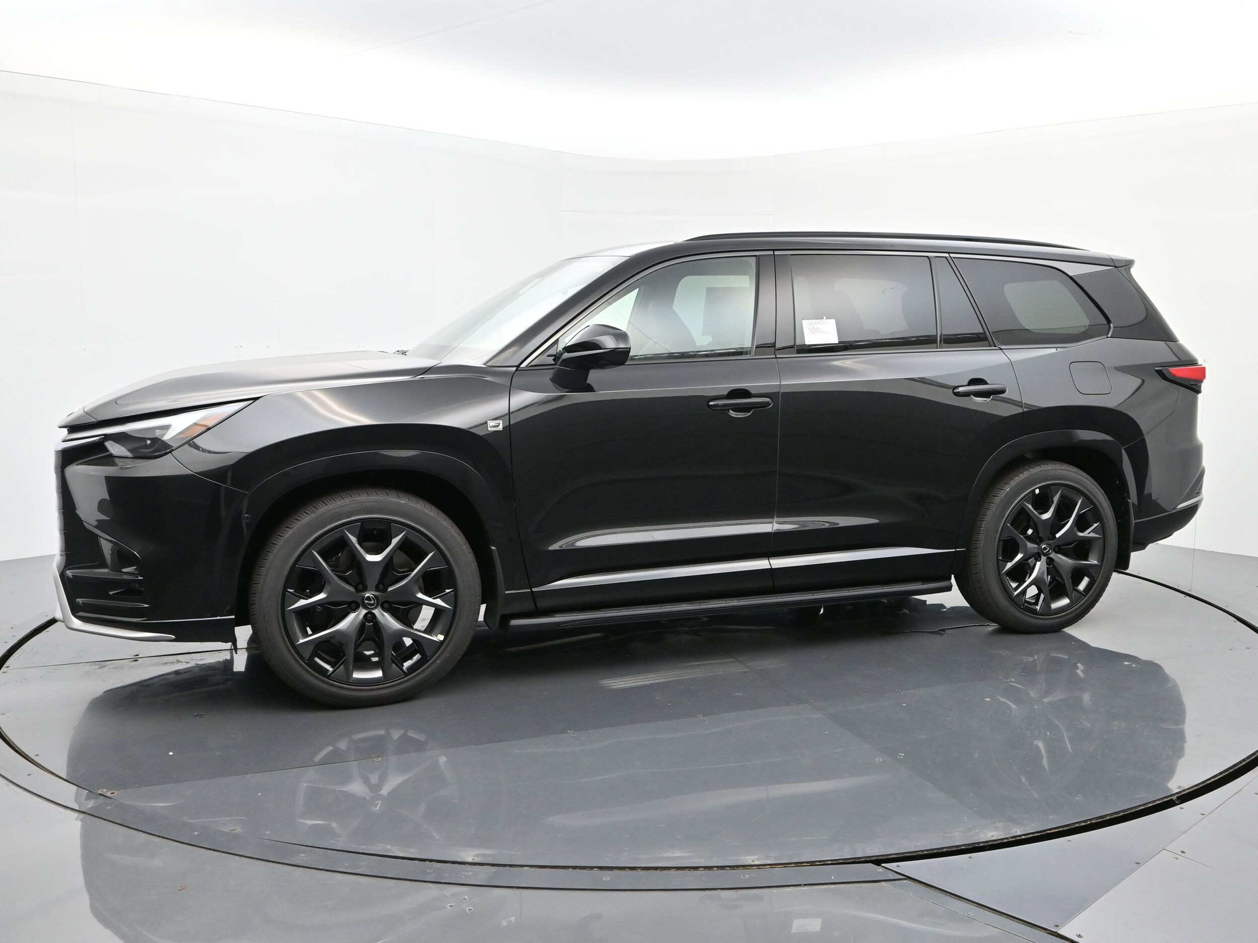 2025 Lexus TX 500h F SPORT Premium photo 2