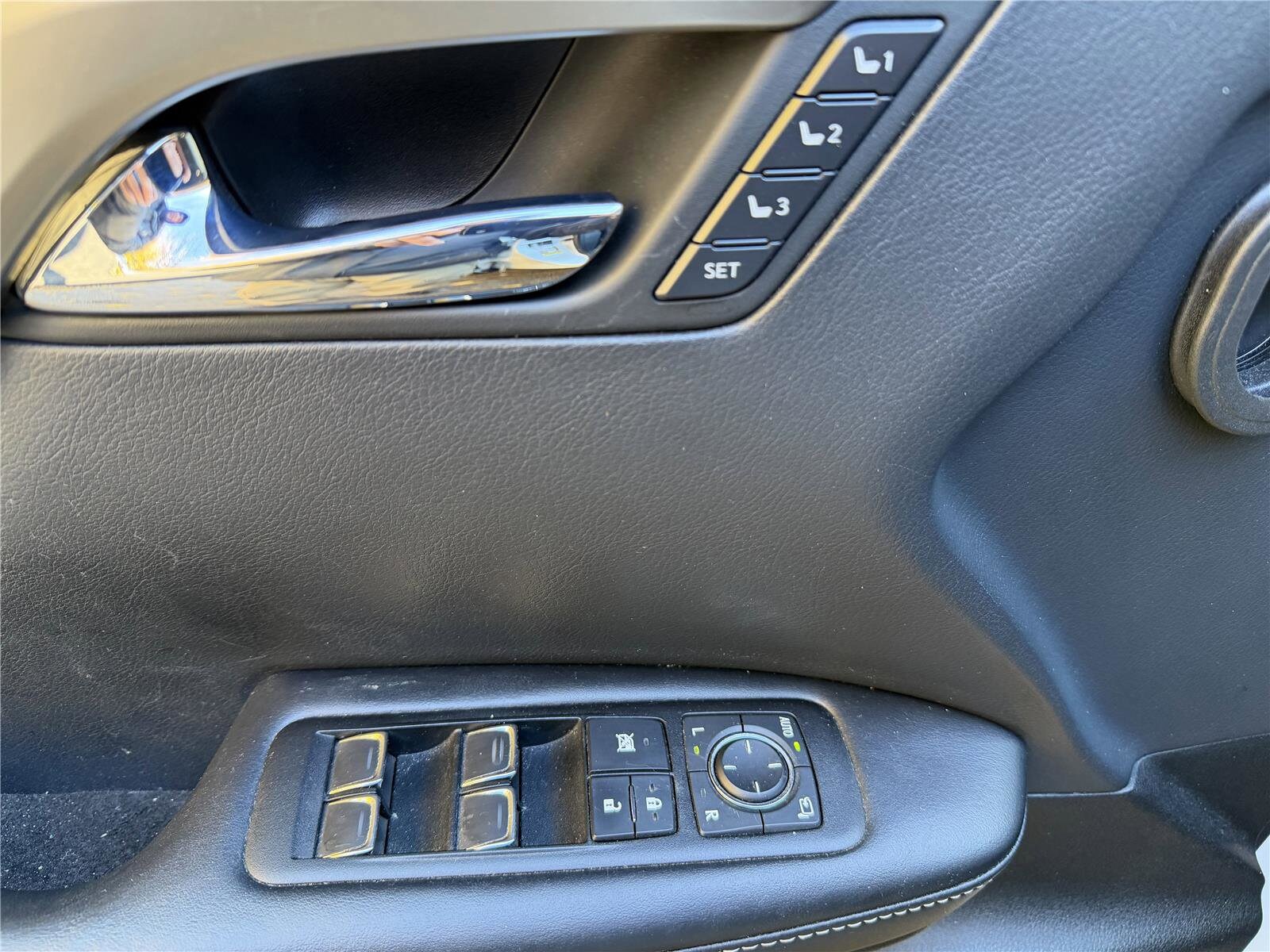 2022 Lexus RX 350 photo 3