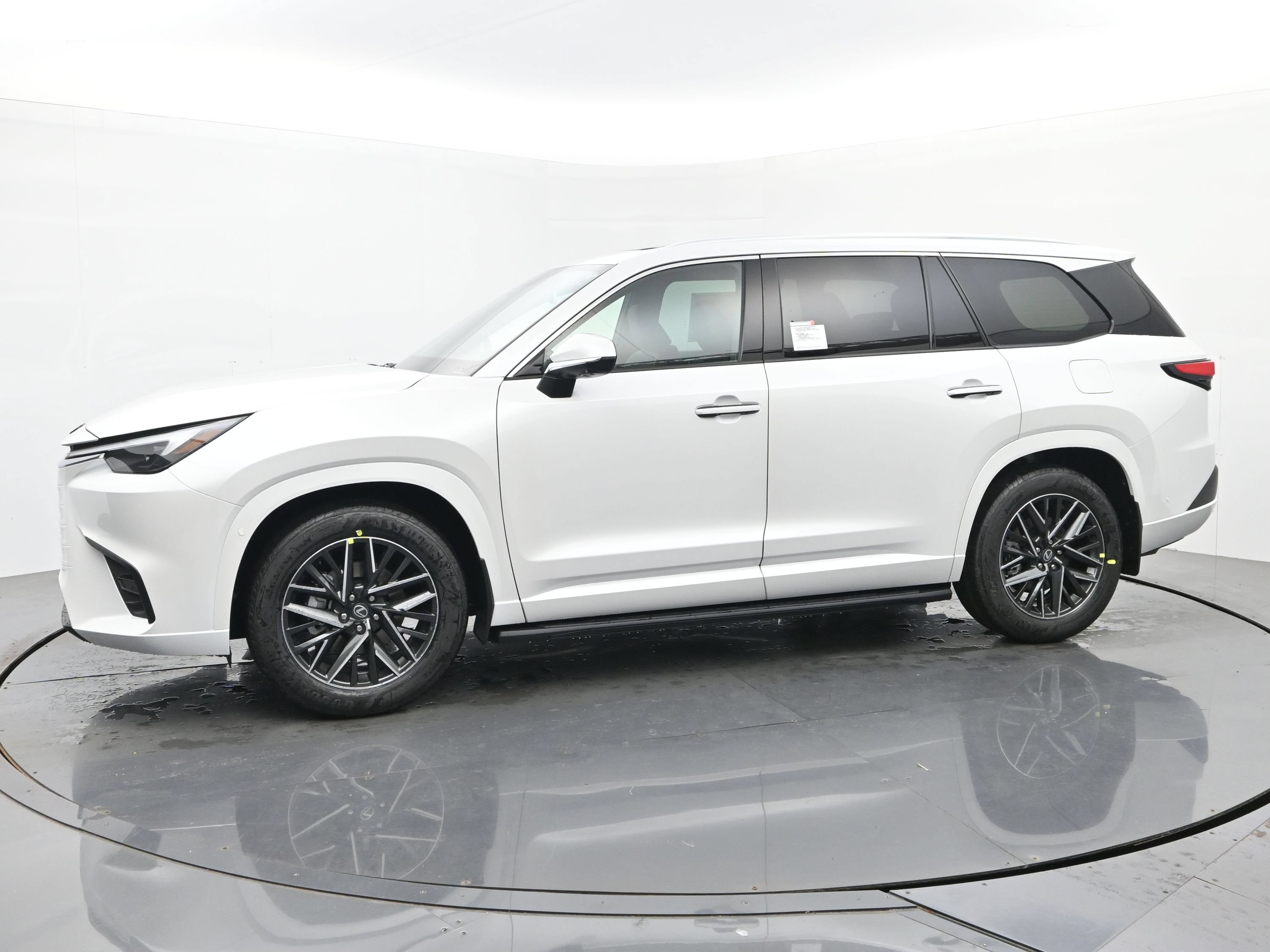 2026 Lexus TX 2