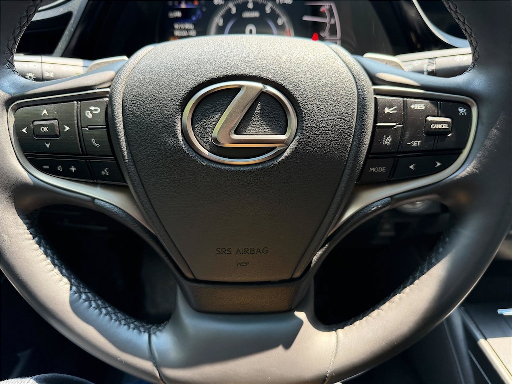Used 2024 Lexus ES 250 Sedan