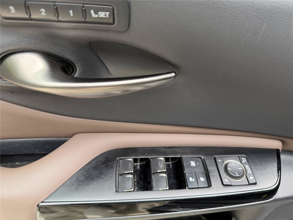 Used 2024 Lexus ES 350 Sedan