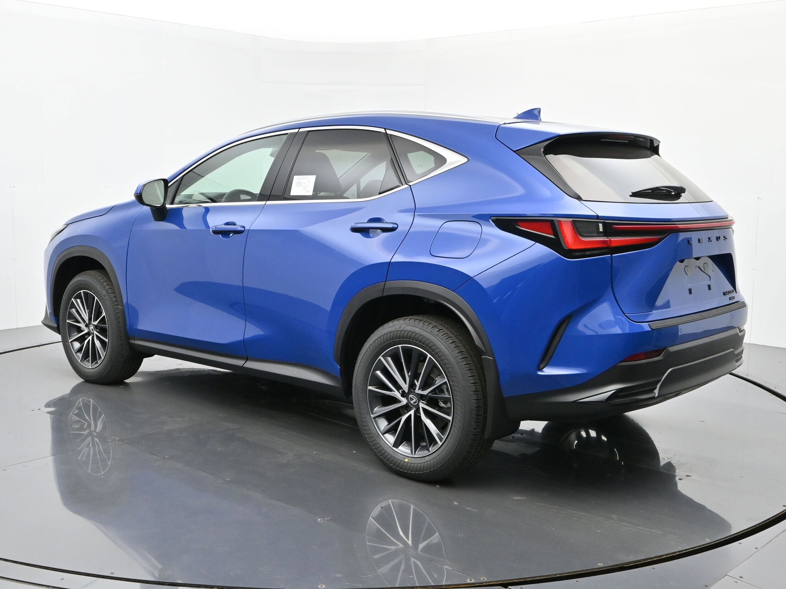 2026 Lexus NX 350 Premium photo 3