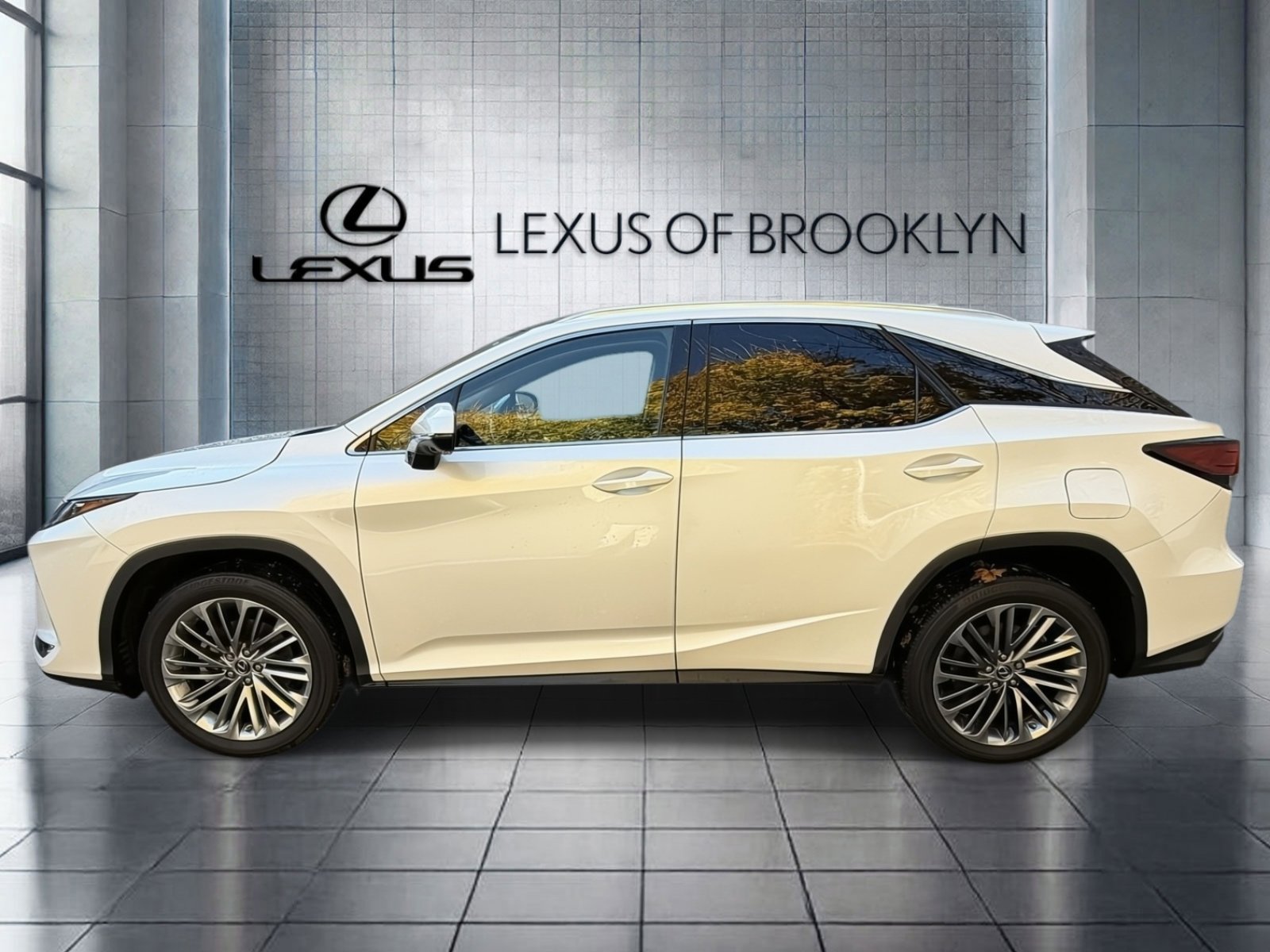 2022 Lexus RX 350 photo 2