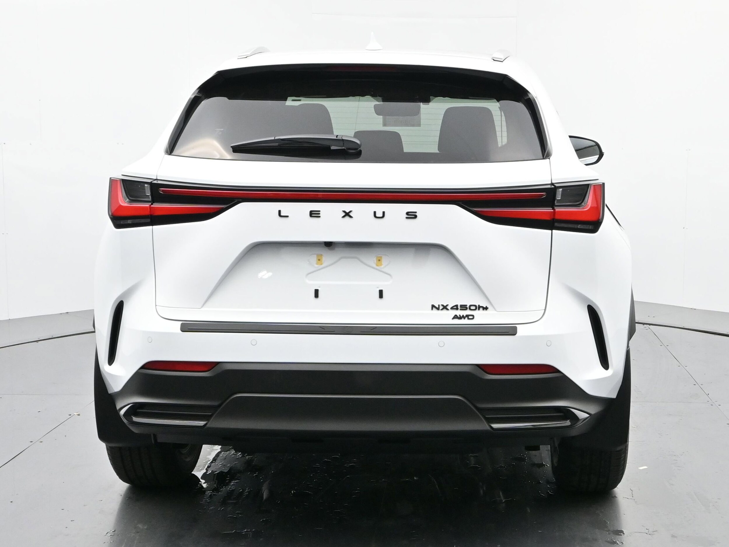 2026 Lexus NX 450h+ Luxury photo 3