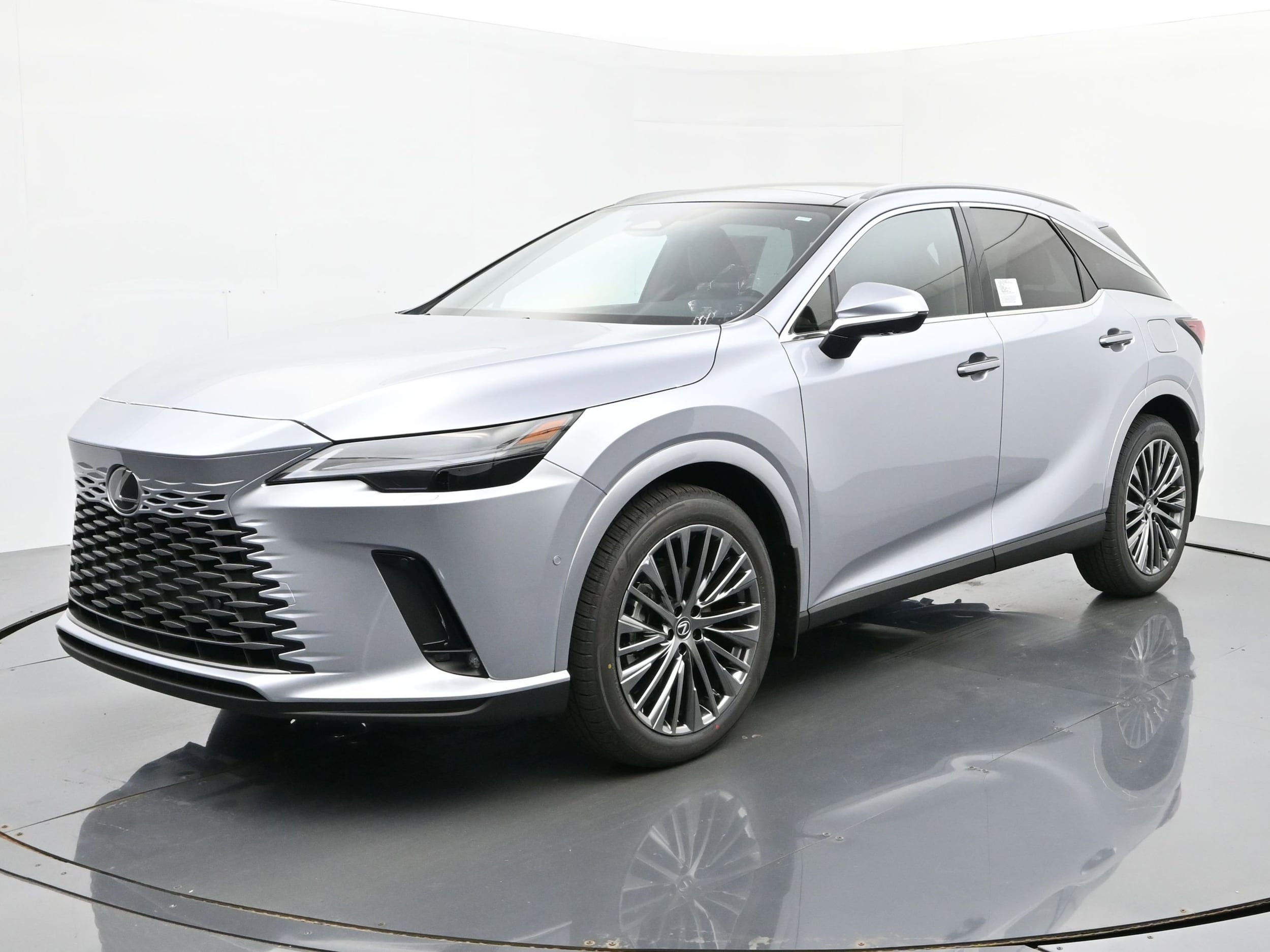 2025 Lexus RX PHEV 450h+'s photo